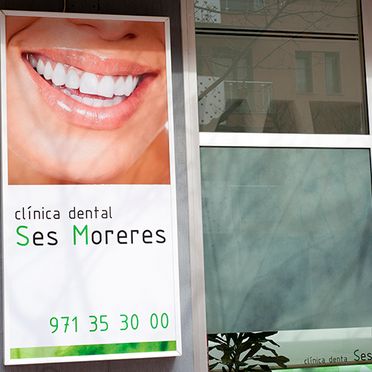 Clínica dental Ses Moreres Fachada Clinica
